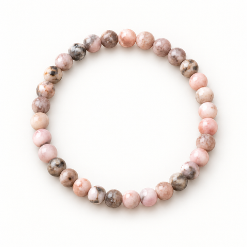 Capri Pink Zebra Jaspis Armband als Freisteller auf hellem Hintergrund