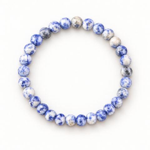 Mykonos Blue Spot Jaspis Armband als Freisteller auf hellem Hintergrund