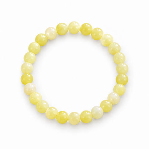 Sicilia Lemon Jade Armband mit gelben Natursteinperlen auf weißem Hintergrund.